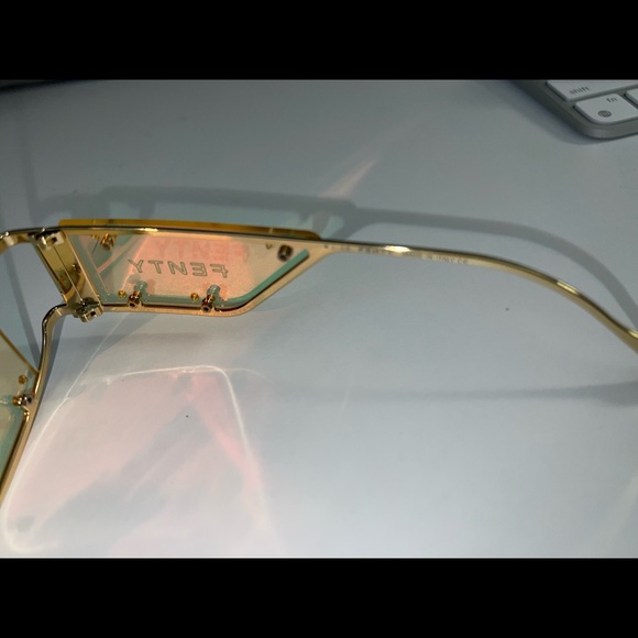 Fenty yellow sunglasses - Picture 11 of 13